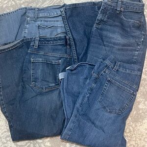 Lot of 4 Women's Jeans Sizes 8, 8S, 8P Lee, Riders by Lee & Gloria Vanderbilt